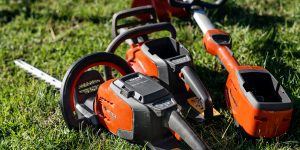 Battery powered lawncare tools